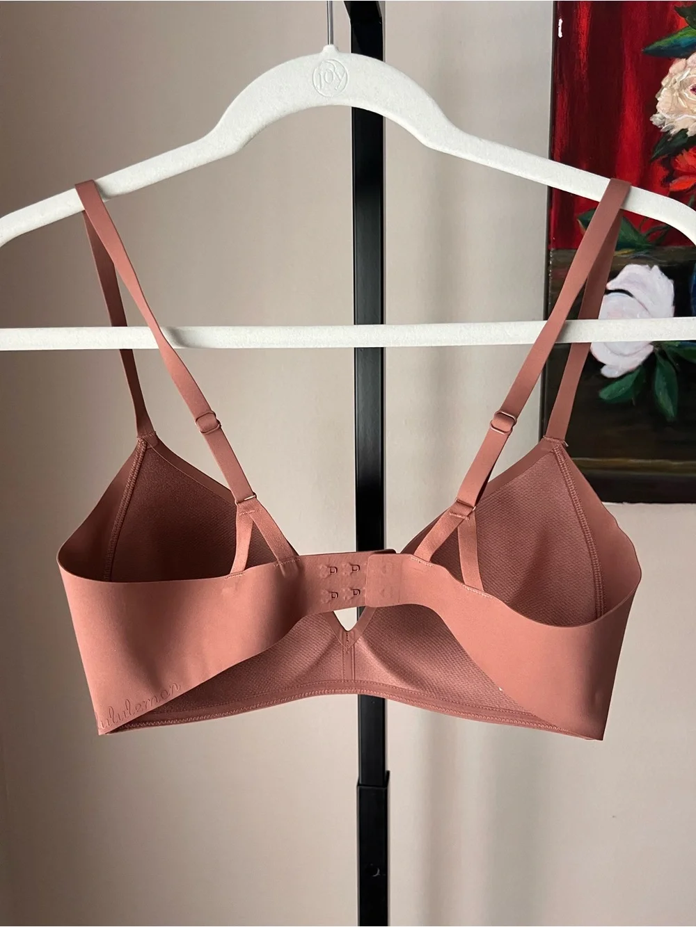 Lululemon Seamless Molded T-Shirt Bra in Dusty Rose